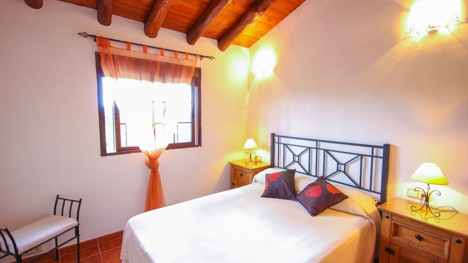 Viña La Sierra I y II Júzcar by Ruralidays