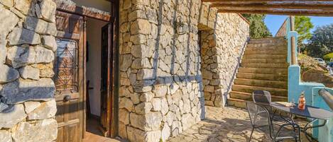 屋外ダイニングエリア