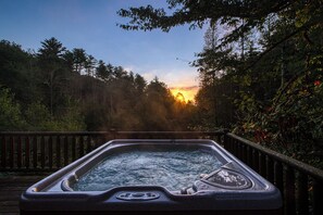 Bain à remous extérieur