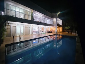 Mặt tiền nơi lưu trú