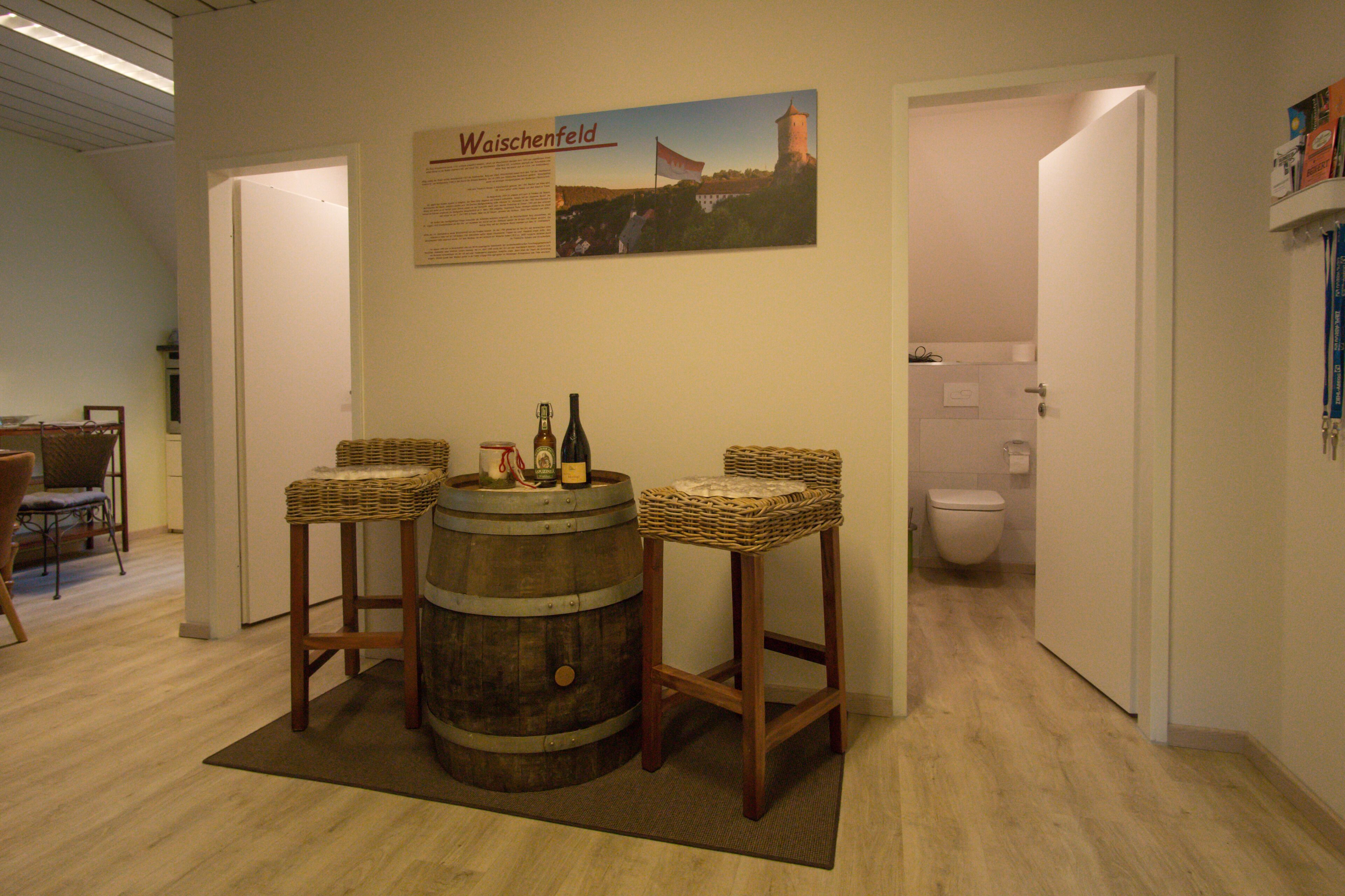 Kühlschrank, Mikrowelle, Herdplatte, Geschirrspüler