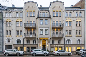 Front of property - WINWINSTAY Art Nouveau Lumiere Residence (Riga)