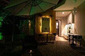 Outdoor dining - Hotel Del Corso (Borgomanero)
