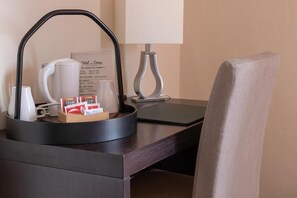 Coffee and/or coffee maker - Hotel Del Corso (Borgomanero)