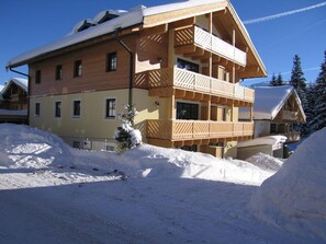 Front of property - Ferienwohnungen Simone (Wald im Pinzgau)