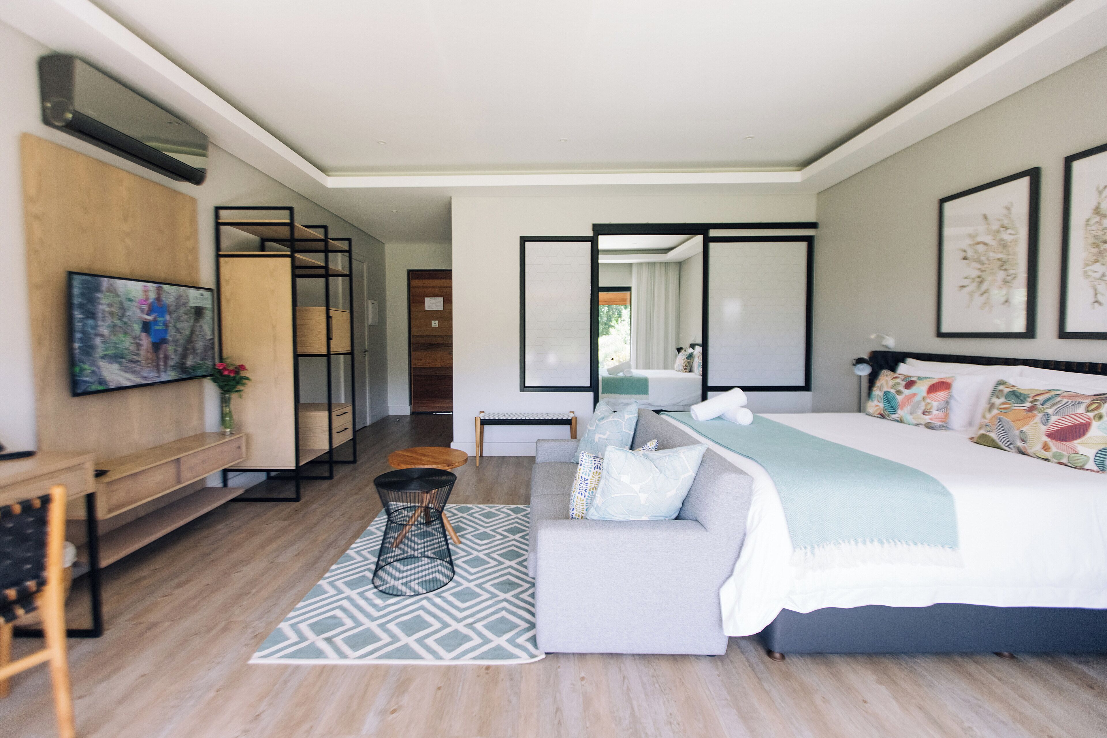 スーペリア ダブルまたはツインルーム | 高級寝具、羽毛の掛け布団、ミニバー、セーフティボックス (室内)