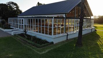 Innenbereich für Hochzeiten