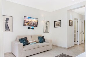 TV - Modern Beachfront Condo with Pool - Sapphire 102 (Saint Lawrence Gap)