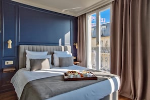 Desayuno buffet (EUR 15 por persona)