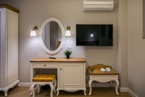 Habitació doble o amb dos llits individuals Deluxe | Roba de llit d'alta qualitat i matalassos d'escuma viscoelàstica 