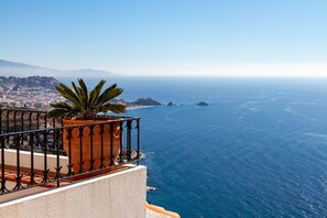 Property grounds - Atalaya Herradura - Absolute stunning Mediterranean View (Almuñecar)