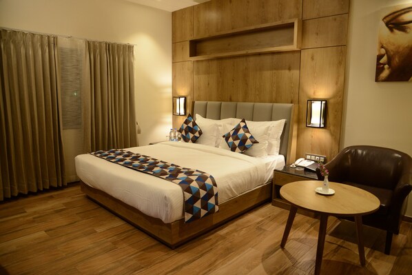 Deluxe Room | Individually decorated, individually furnished, wheelchair access - Lords Inn Jamnagar (Jamnagar)