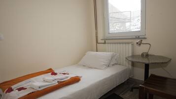 Apartment, 1 Bedroom | 1 bedroom, cots/infant beds, free WiFi, bed sheets