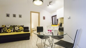 Apartament urbà, 1 llit de matrimoni gran i sofà llit | Sala d'estar