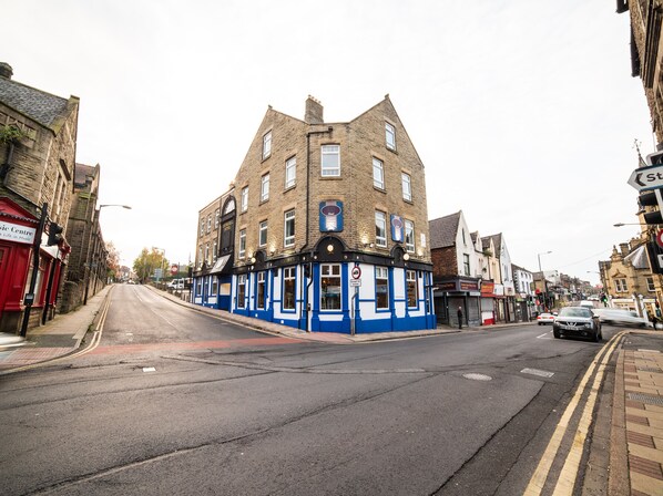 واجهة المنشأة