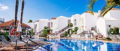 Outdoor pool, pool umbrellas, pool loungers