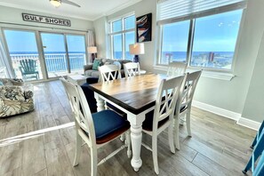 Condo, 2 quartos | Opções para refeição