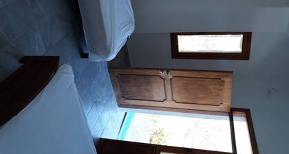 EXTREME VIEW CAFE RESTAURANT AND ROOMS TO LET