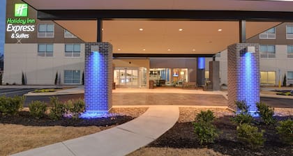 Holiday Inn Express & Suites Greenville - Taylors by IHG