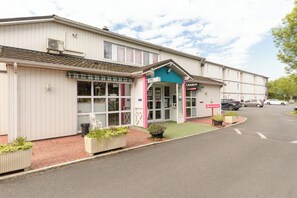 Exterior - Fasthotel Roissy CDG Sud Claye-Souilly (Claye-Souilly)