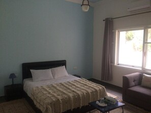 Suite | Blendingsgardiner, wi-fi (inkludert) og sengetøy