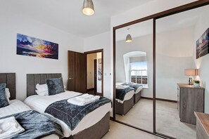 Apartment, 2 Bedrooms | 2 bedrooms, individually decorated, individually furnished