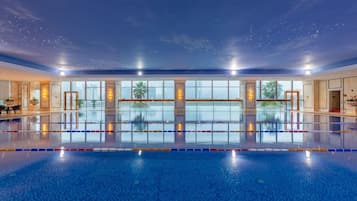 Indoor pool, outdoor pool