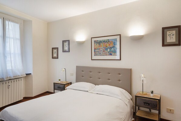 1 غرفة نوم ومكواة/لوح كي وواي فاي مجانًا وملاءات أسرّة