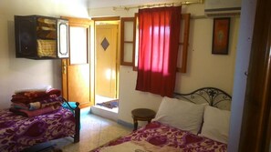 免费 WiFi、床单