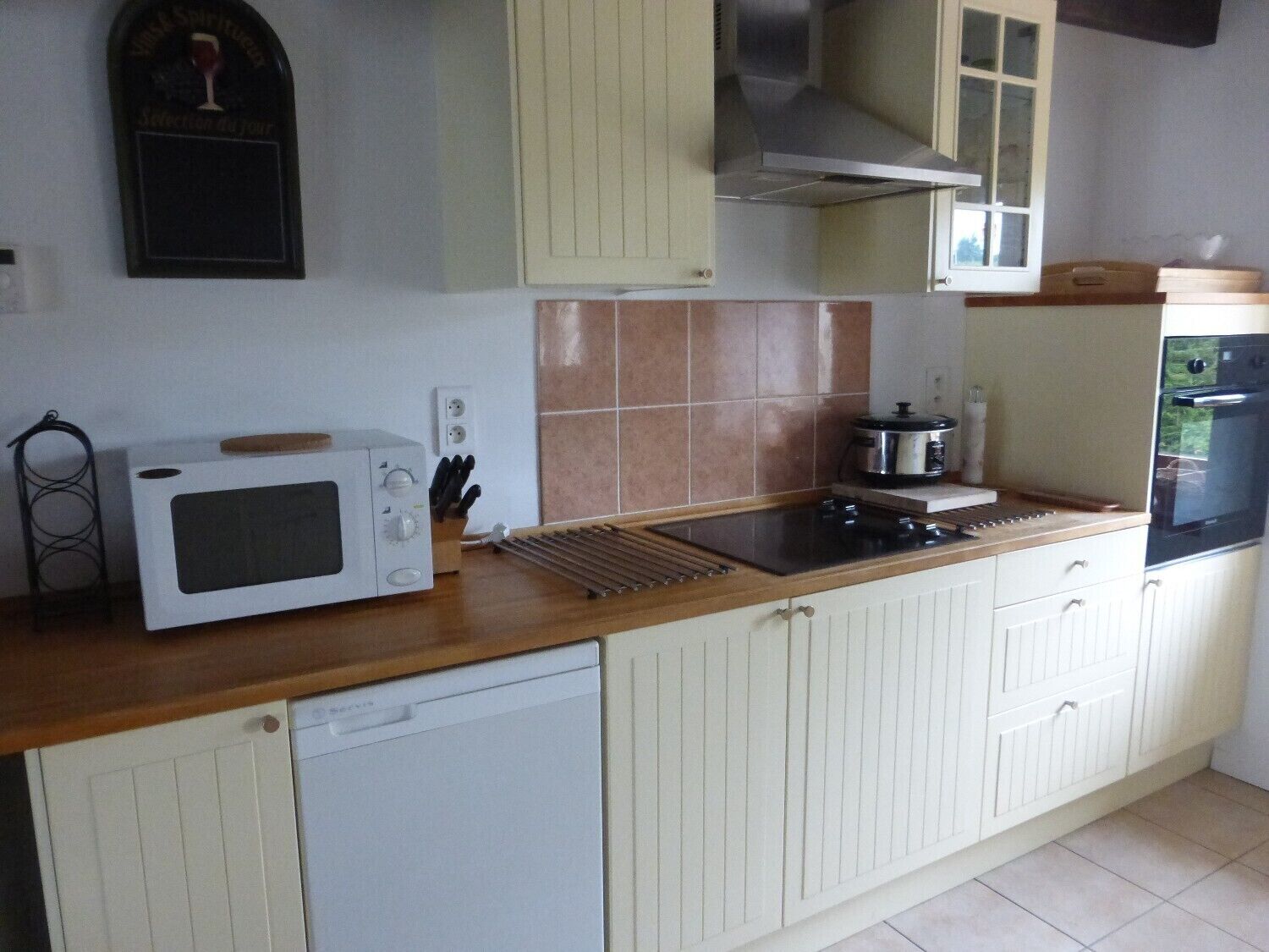 Large 2 bedroom stone gite