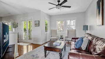 Flat-screen TV, offices