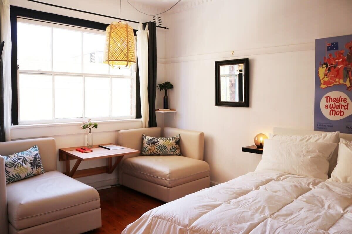 Boutique Studio Rooftop View On Opera House