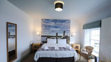 Double or Twin Room, Ensuite, Sea View | Free WiFi