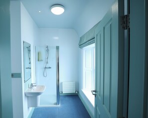 Bathroom - The Manor House (Rathlin Island)