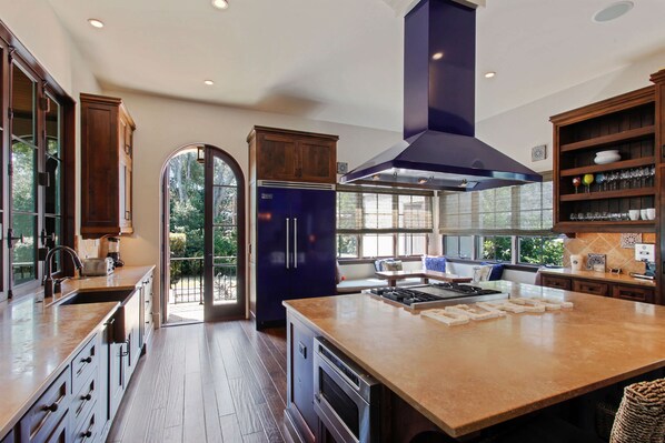 House, 4 Bedrooms | Private kitchen - 4211 Eleventh Street by Hodnett Cooper (St. Simons Island)