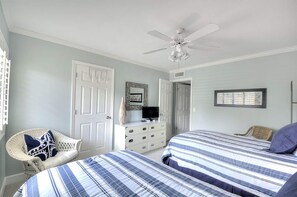 2 habitaciones, decoración personalizada y muebles diferentes