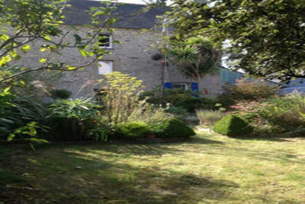 Large house 10 people seaside Finistère Nord