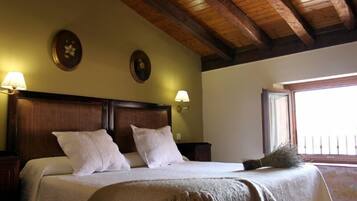 Habitació doble | Escriptori, habitacions insonoritzades, wifi gratuïta i roba de llit