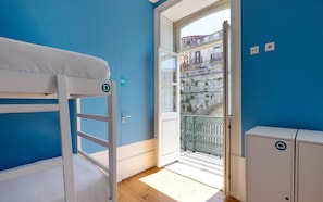 Soundproofing, free WiFi, bed sheets - Best Guest Porto Hostel (Porto)
