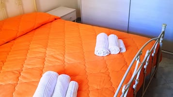 Apartment, 1 Bedroom (Bilocali Savonarola) | 2 bedrooms, bed sheets