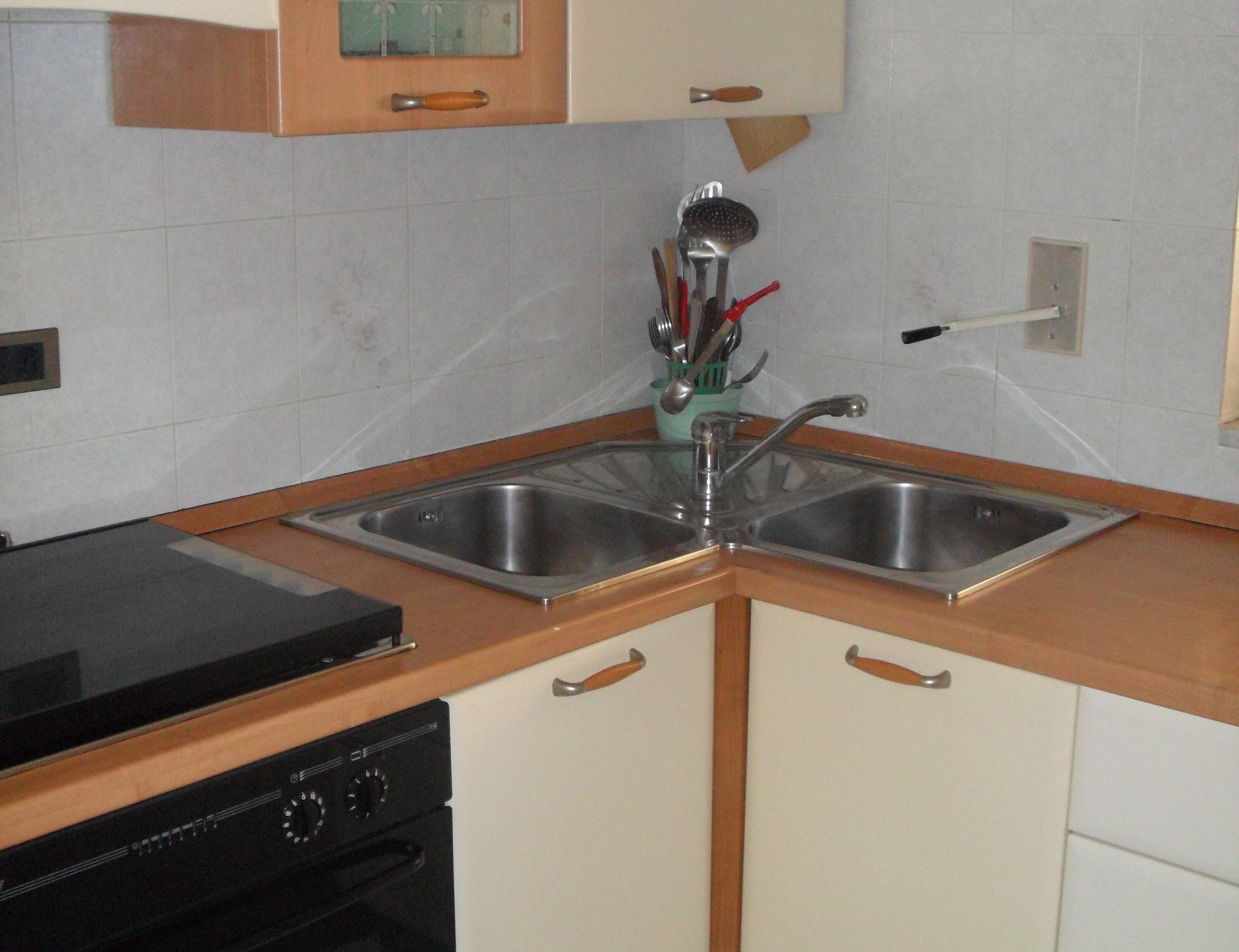 Appartamento, 2 camere da letto (Trilocali Baia Blu) | Cucina privata | Frigorifero con congelatore, forno, piano cottura