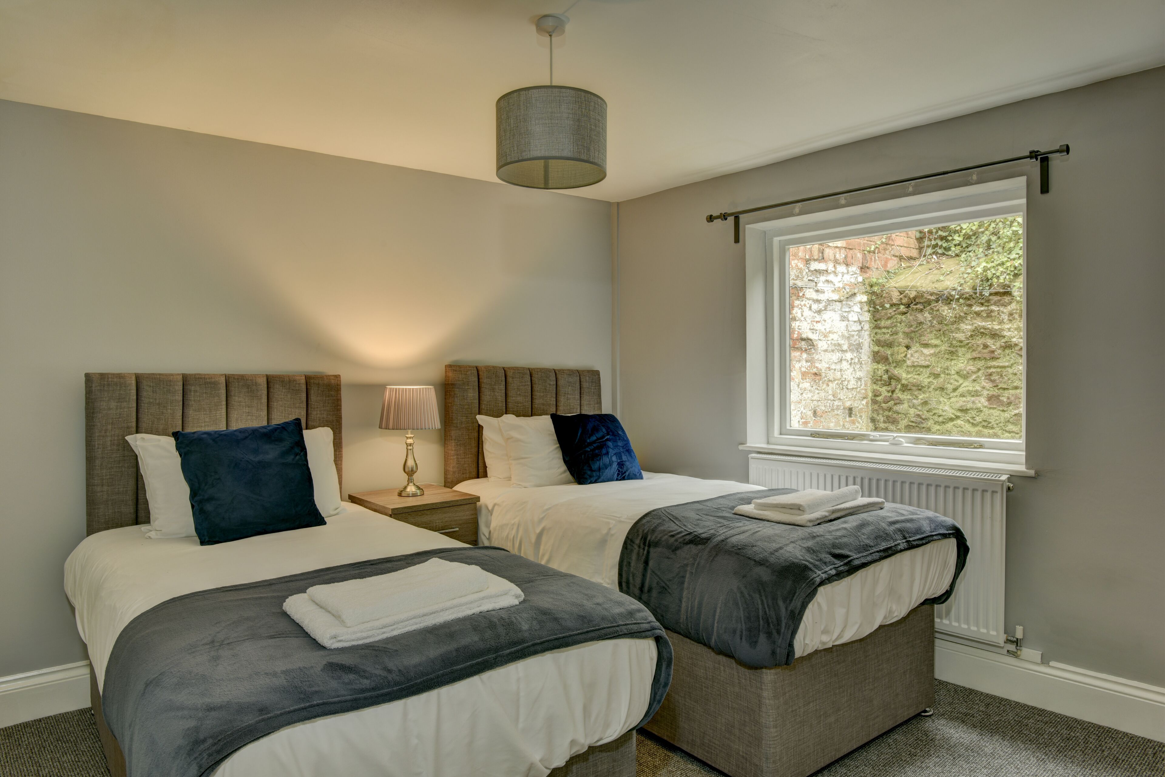 Apartment, 2 Bedrooms | 2 bedrooms, individually decorated, individually furnished