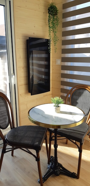 Studio Suite Tourterelle | Biancheria da letto di alta qualità, materassi Tempur-Pedic