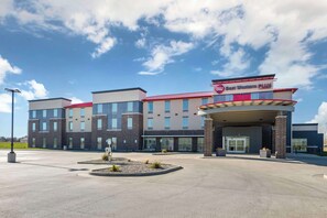 Exterior - Best Western Plus Lakeview Hotel (Madison)