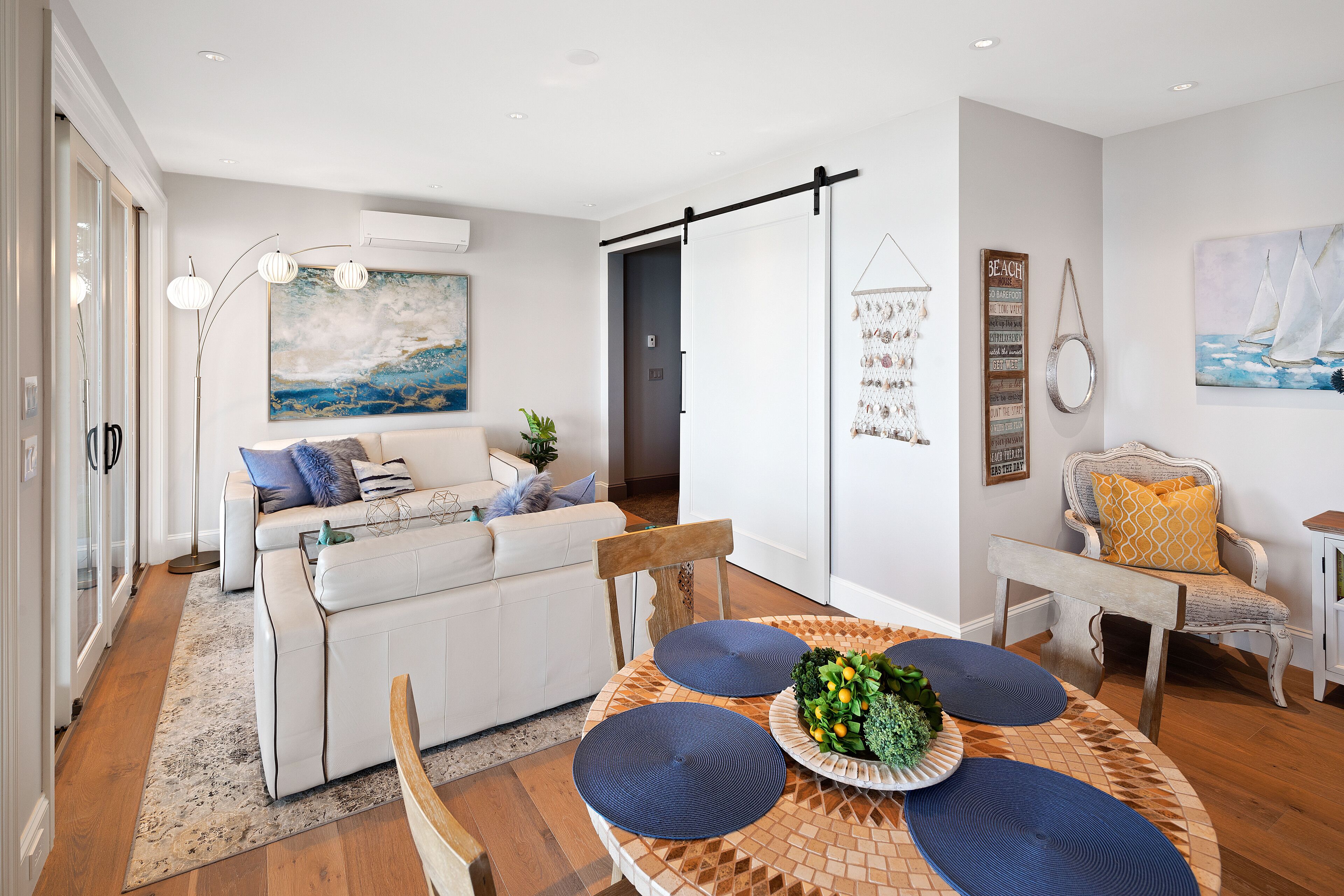 Coastal Luxury: Brand New Home - Hot Tub - Fire Table - Steps to the Beach