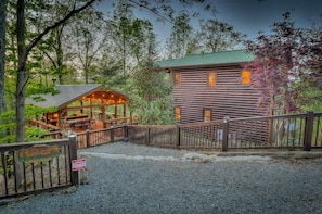 Exterior - Adventure Us- Aska Area, Lake Views, Dog Friendly (Blue Ridge)