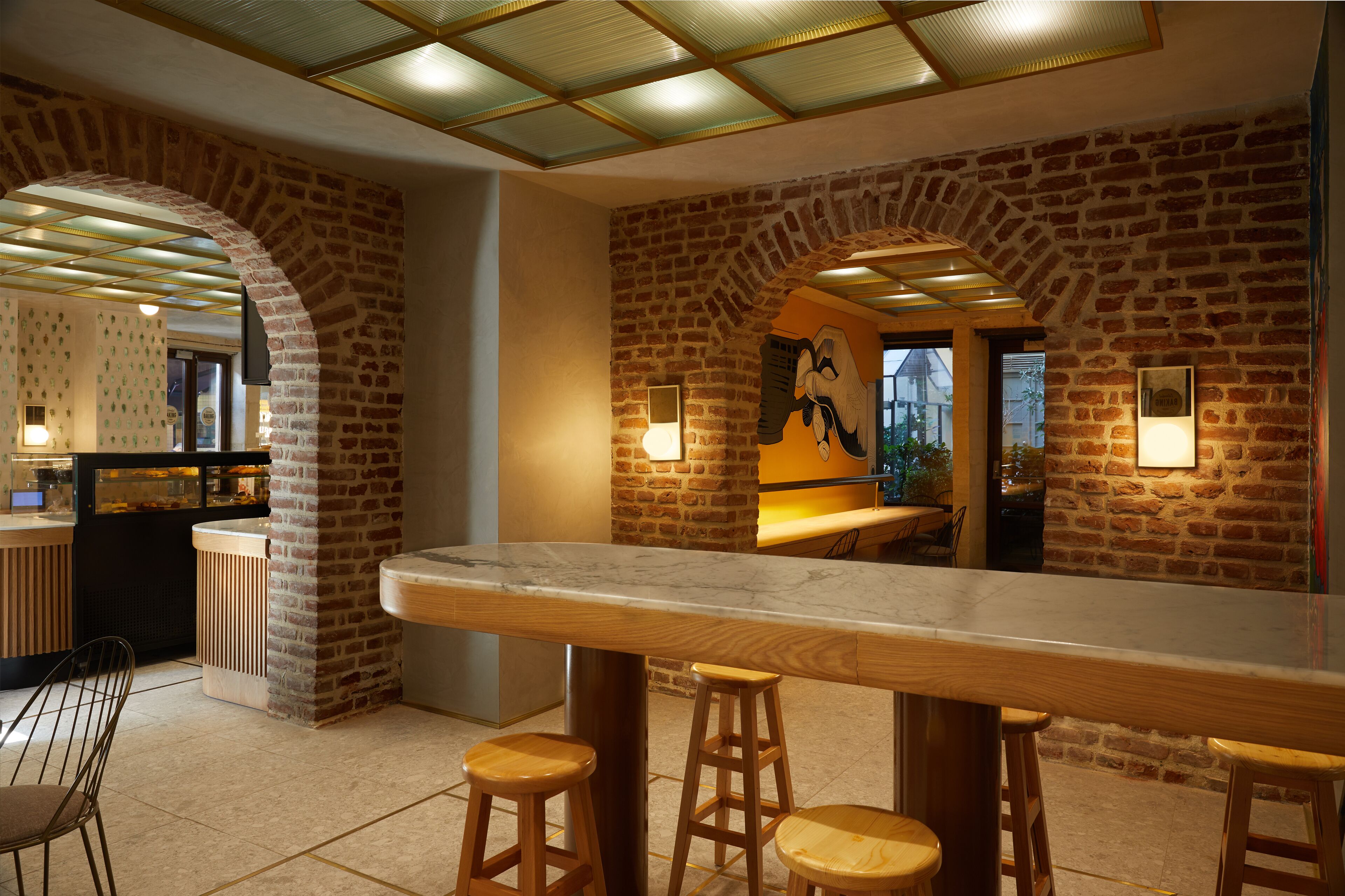 lunch and dinner served, sea views