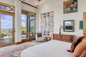 4 dormitoris, planxa i posts de planxar, wifi i roba de llit 