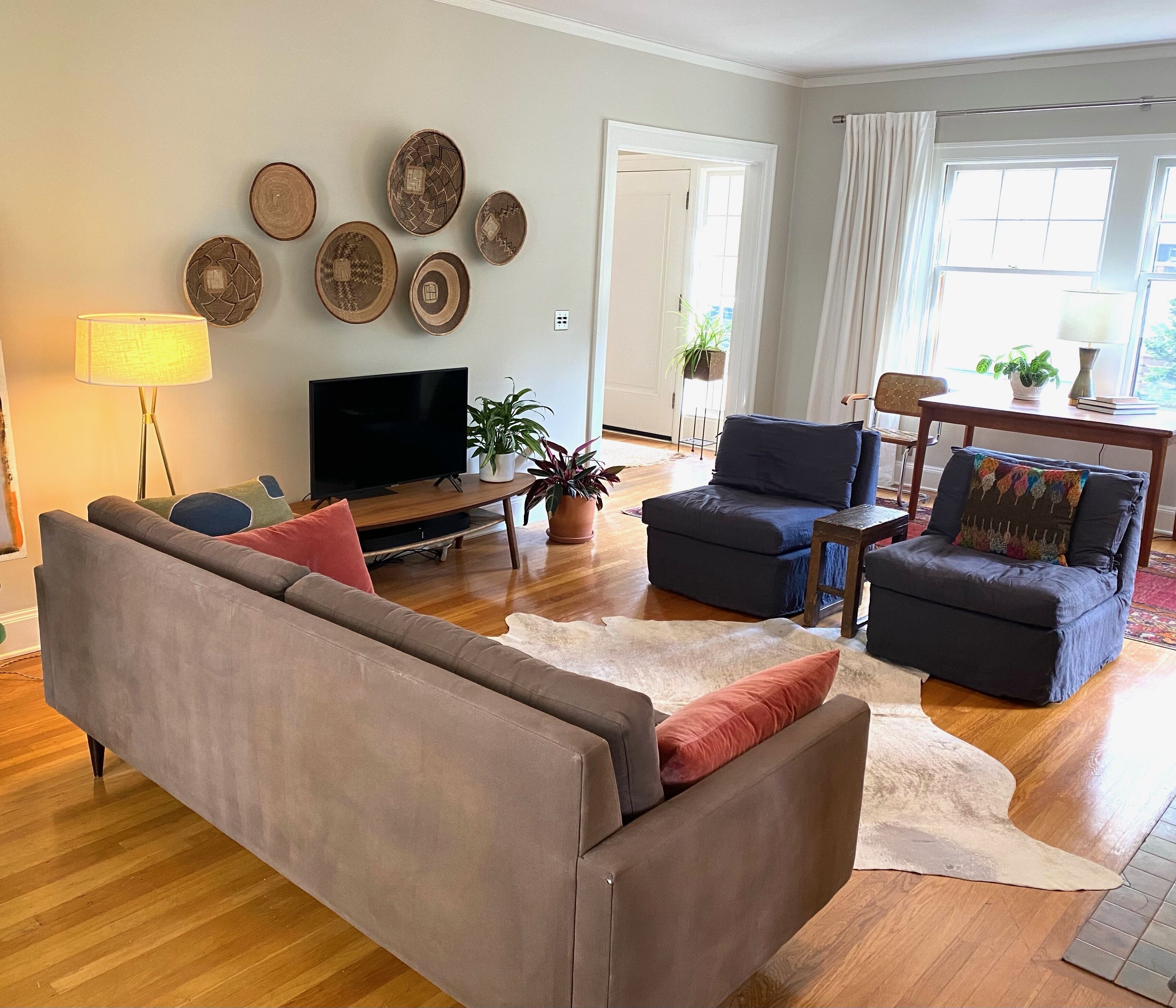 Ideal SE location-Laurelhurst Park- 2 bedrooms, sleeps 5, family friendly.