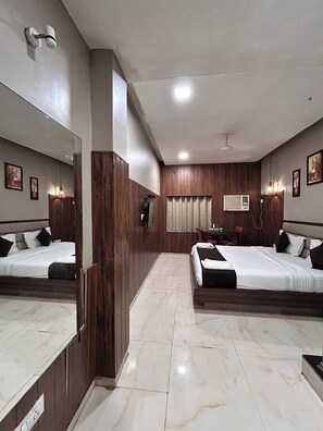 Deluxe Single Room, Ground Floor | Premium bedding, Select Comfort beds, desk, laptop workspace - Hotel merakee (Mumbai)
